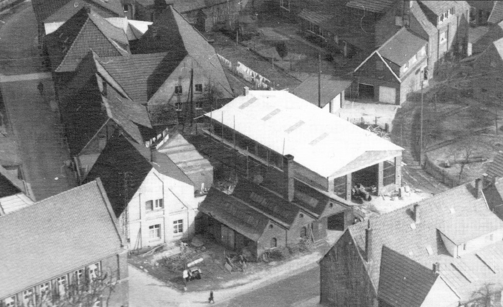 Die Industriestraße (heute: Kurze Straße) um 1955